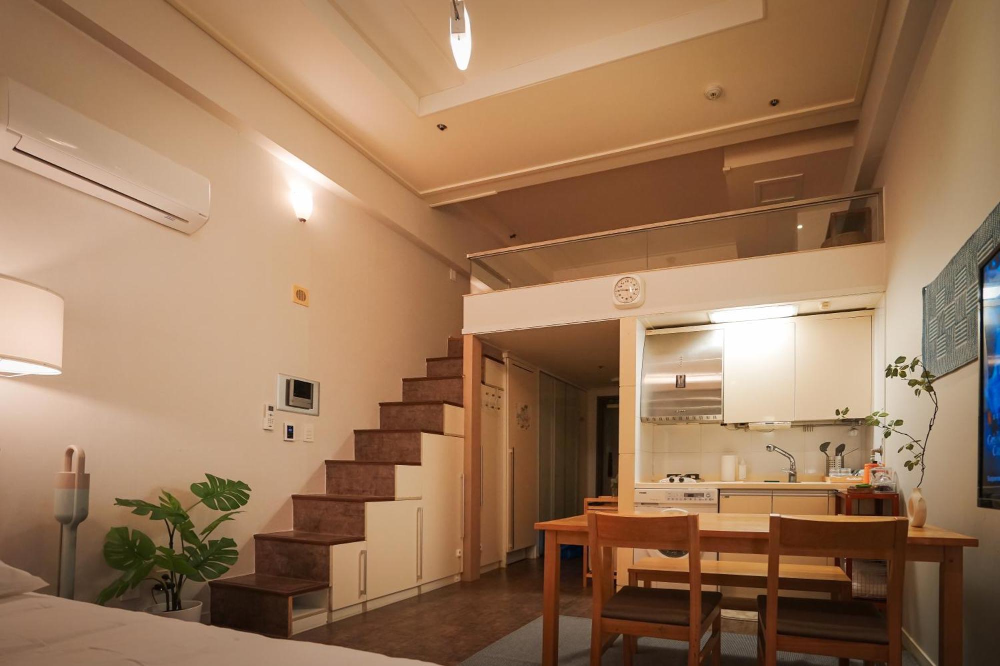 Tiffany & Jessica House - A High Rise In Korea With The Convenient Transportation, Diverse Shopping Options, And Excellent Access To Popular Attractions Apartment Seoul