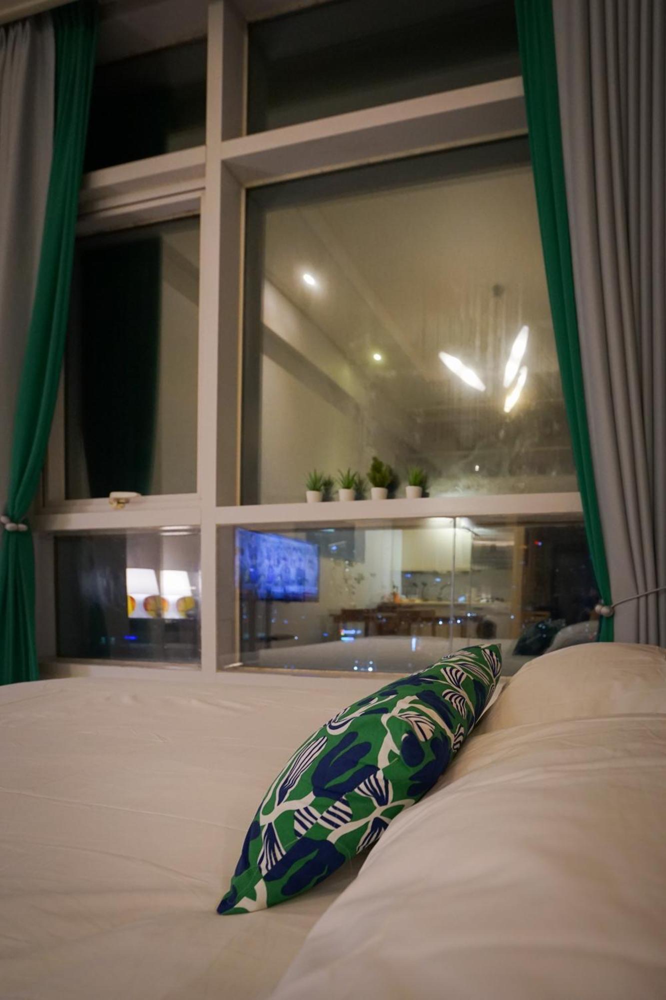 Apartment Tiffany & Jessica House - A High Rise In Korea With The Convenient Transportation, Diverse Shopping Options, And Excellent Access To Popular Attractions Seoul