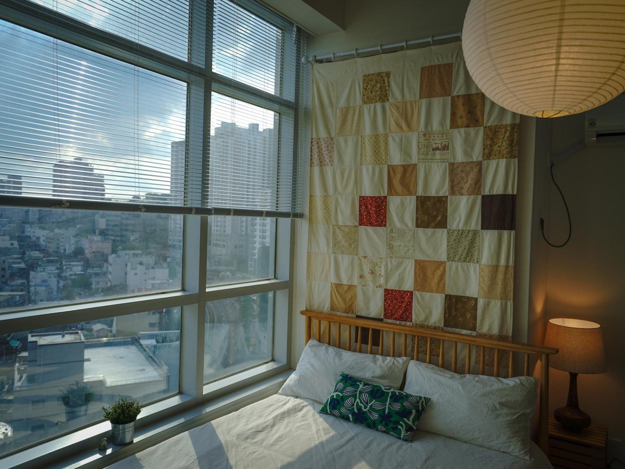 Tiffany & Jessica House - A High Rise In Korea With The Convenient Transportation, Diverse Shopping Options, And Excellent Access To Popular Attractions Apartment